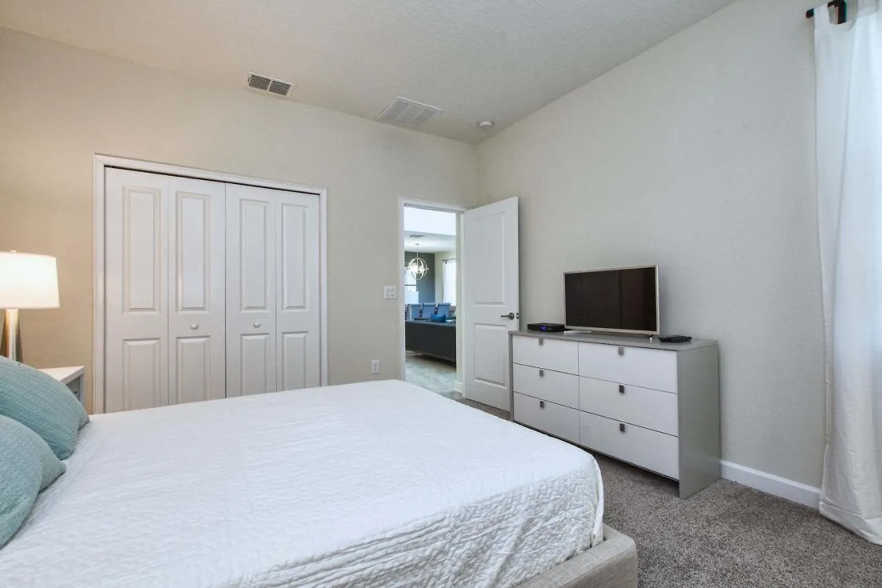 Champions Gate - 5 Bedrooms House W/Pool-4915Cg Davenport 0*,  United States